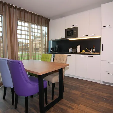 In Schlossresort, Cleaning Included Holiday home Wendorf (Kuhlen-Wendorf)